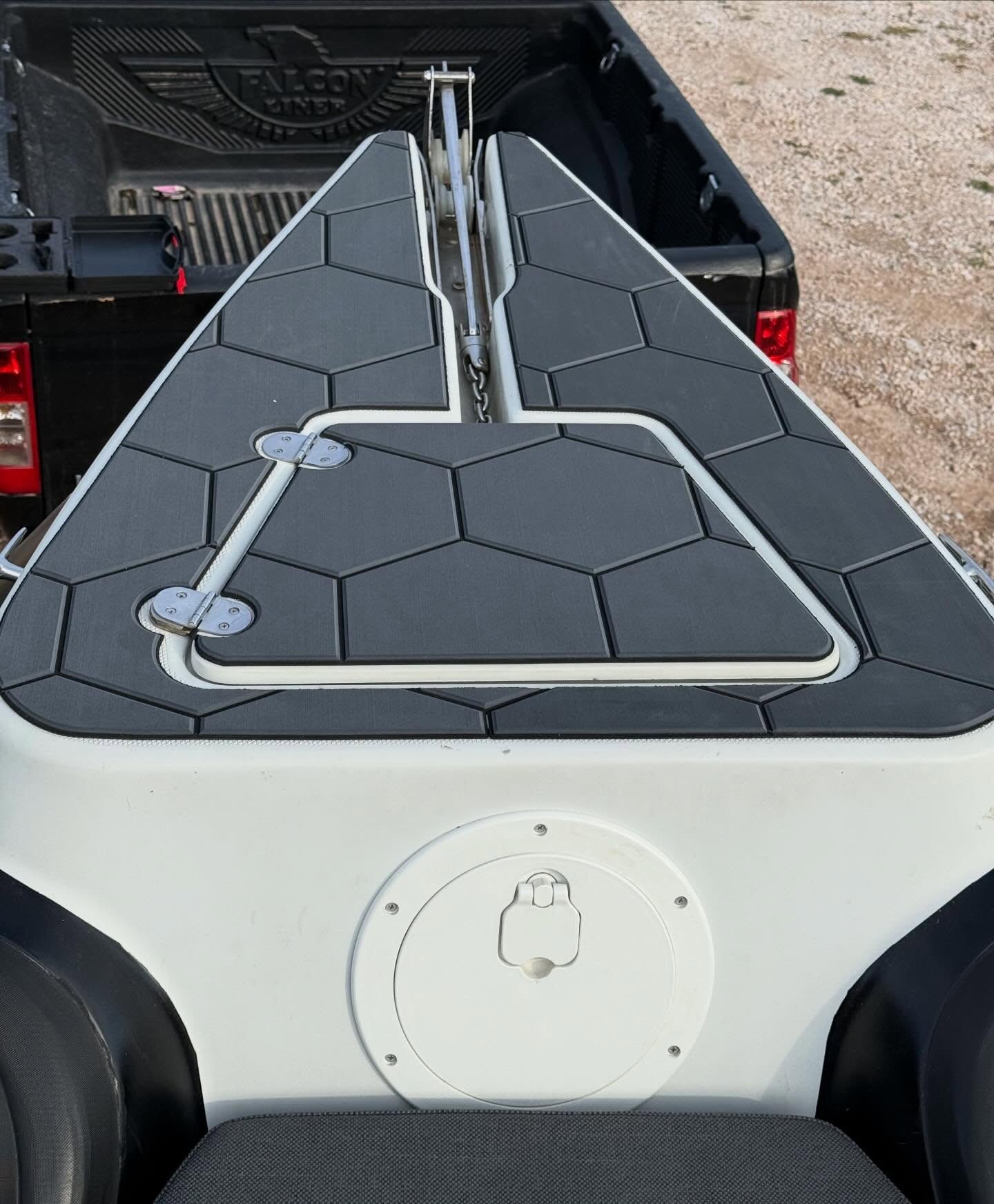 Hexagonal CNC bow pattern